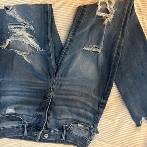 American Eagle Outfitters Ripped Skinny Jeans